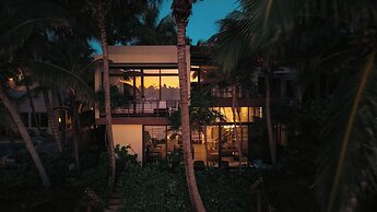 Casa Playa Maya