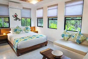 Casa Playa Maya