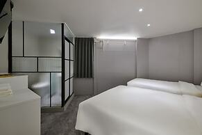 Halfrest Hostel Jongno Insa