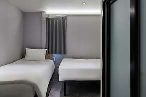 Halfrest Hostel Jongno Insa