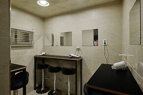 Halfrest Hostel Jongno Insa