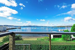 StayAU Riverfront Paradise Pet friendly