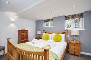 Gateway Mews