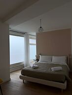 ROOMS 78
