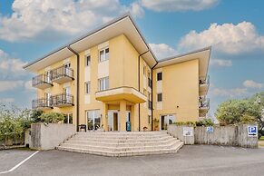 Hotiday Peschiera Frassino