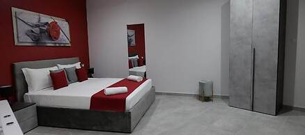 HOTEL MOVIDA