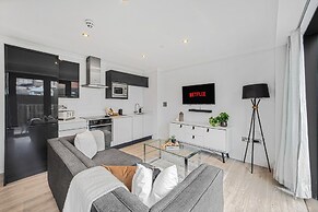 Eastgate Suite