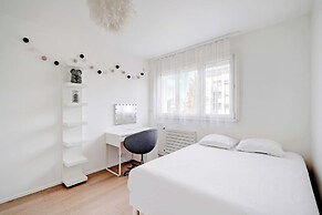 Spacious Apartment- 3br/6p - Charenton