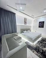 Mavis Suites