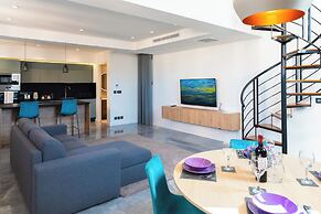 Florette Suites