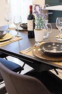 Florette Suites