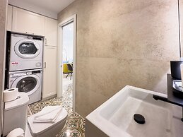 Florette Suites