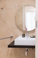 Florette Suites