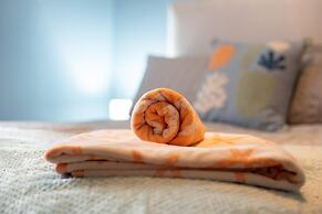 Beachside Stay - 4 Mins Walk - Free Parking