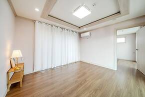 Gyeongju Paradise Private Pool Villa