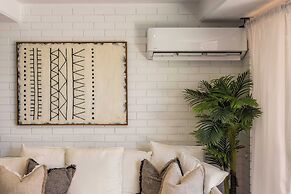 Markwell Surf · Courtyard Stay Steps from Beach