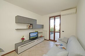 Apt Magenta in Moniga del Garda