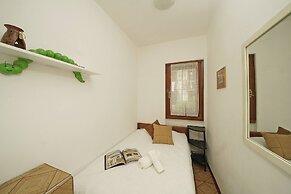 Casa Della Bougan-ville