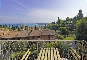 Blue Vista in Gardone Riviera