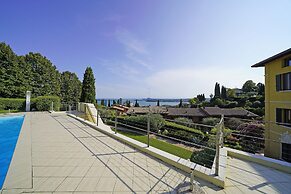 Blue Vista in Gardone Riviera