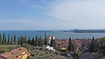 Blue Vista in Gardone Riviera
