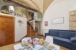 GuestHost - Heart of Assisi Cozy Flat