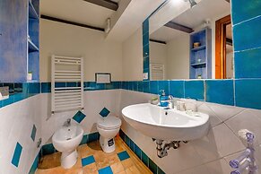GuestHost - Heart of Assisi Cozy Flat