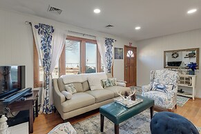 Potomac River Haven w/ Private Beach, Dogs Welcome