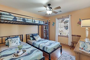 Potomac River Haven w/ Private Beach, Dogs Welcome