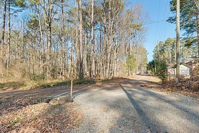 Potomac River Haven w/ Private Beach, Dogs Welcome