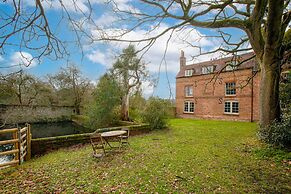 Huckleberry Farm House