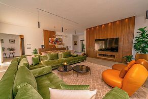 Villa Lumeria