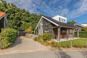 Zeeland Luxury Villa Near Beach