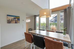 Zeeland Luxury Villa Near Beach