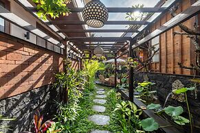 KIRANI HOUSE