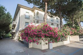 Hotel Dover Rooms & Coffee - Adults Friendly
