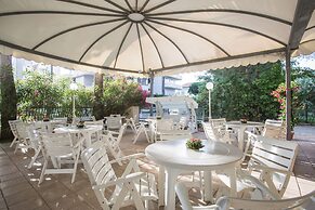 Hotel Dover Rooms & Coffee - Adults Friendly