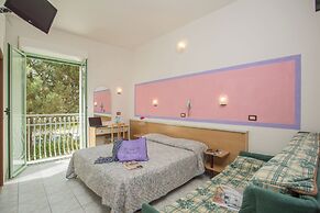 Hotel Dover Rooms & Coffee - Adults Friendly