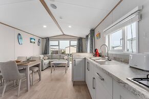 Chalet in De Haan With Terrace