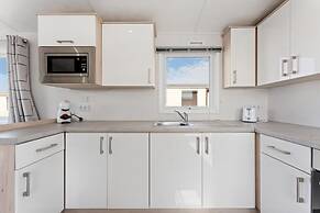 Comfortable Mobile Home in Middelkerke