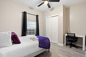 Modern Comfort Downtown Indy Stylish 3BR Getaway