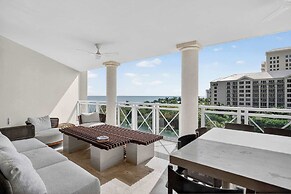 Coastal Enclave Key Biscayne Oceanview w Pool