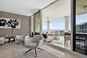 Coastal Enclave Key Biscayne Oceanview w Pool