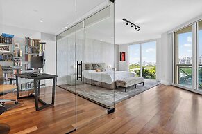 Coastal Enclave Key Biscayne Oceanview w Pool