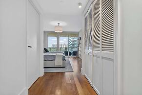 Coastal Enclave Key Biscayne Oceanview w Pool