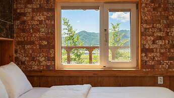 Hanok Pension Wanggyeong