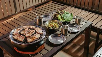 Hanok Pension Wanggyeong