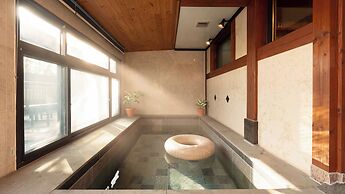 Hanok Pension Wanggyeong