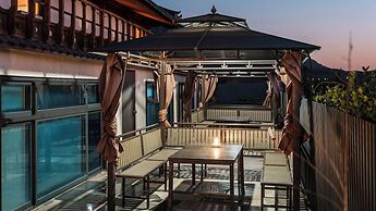 Hanok Pension Wanggyeong