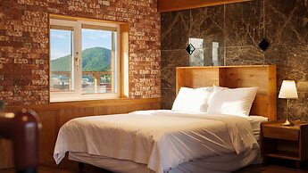 Hanok Pension Wanggyeong
